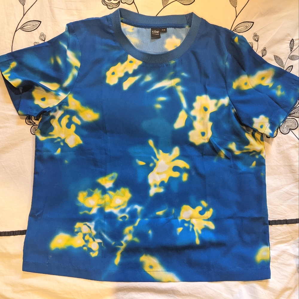 Icōne by Simon's short sleeve top size small